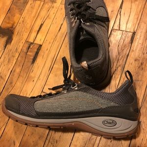 Chaco women’s size 10 walking/hiking shoes